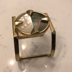 Chunky One-Piece Bracelet